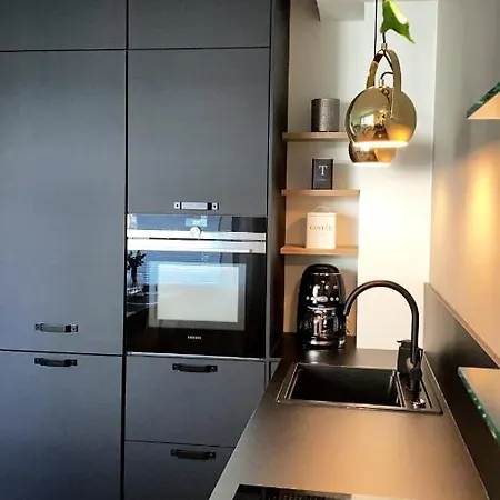 Lovely Apr By The Sea With Air Condition! *