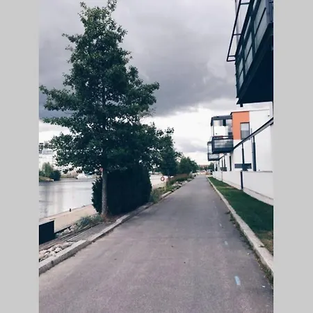 Lovely Apr By The Sea With Air Condition! Oulu
