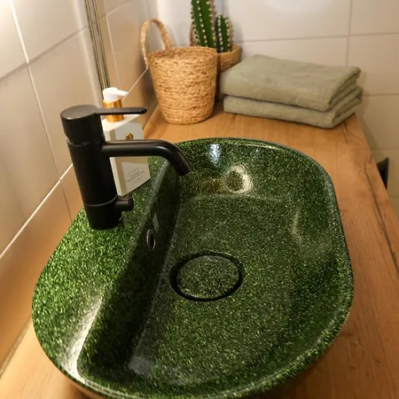 Lovely Apr By The Sea With Air Condition! Apartament